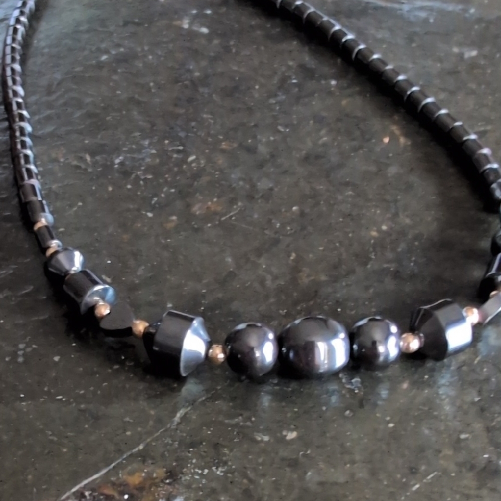 Elegant Black Beaded Necklace